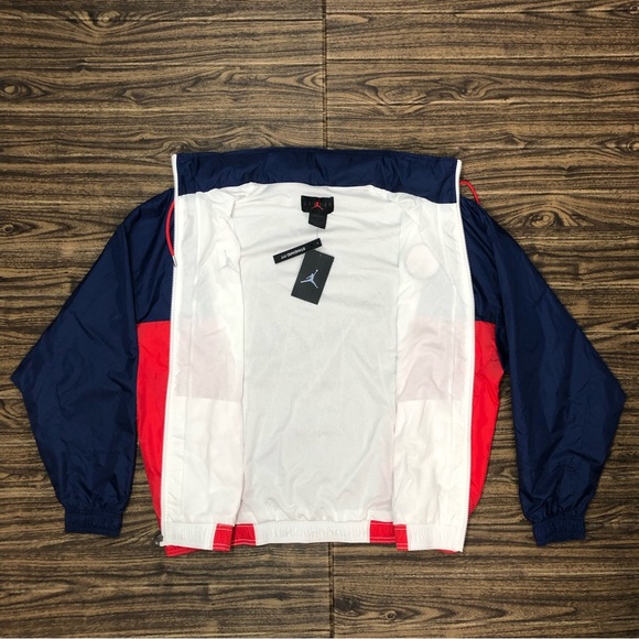 Nike Air Jordan Paris Saint-Germain Nylon Hooded Jacket Men's DB6487-100 Large - Picture 3 of 9